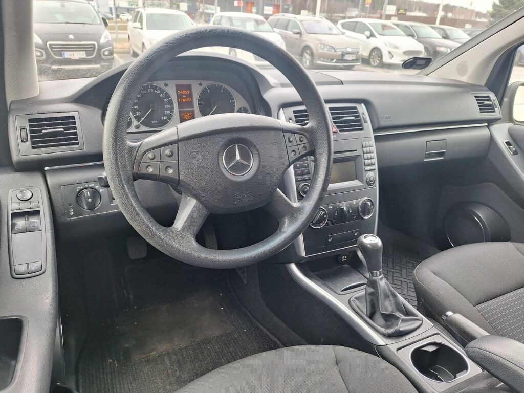 Mercedes-Benz B 2009 Musta