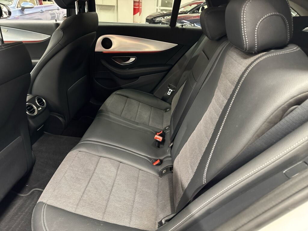 Mercedes-Benz E 2020 Valkoinen