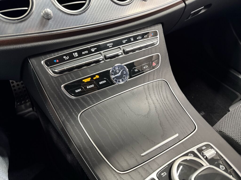 Mercedes-Benz E 2020 Valkoinen