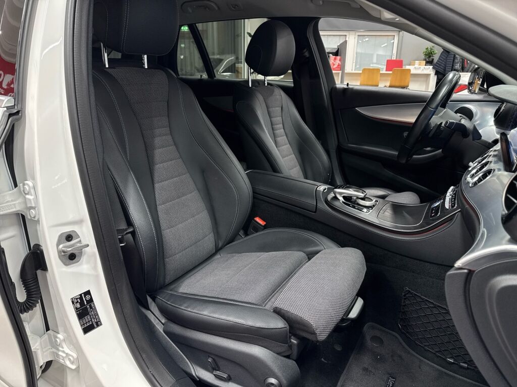Mercedes-Benz E 2020 Valkoinen