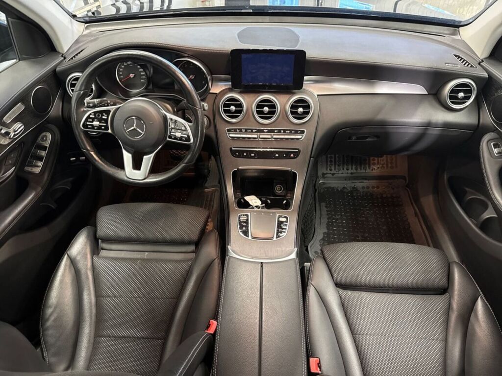 Mercedes-Benz GLC 2020 Musta
