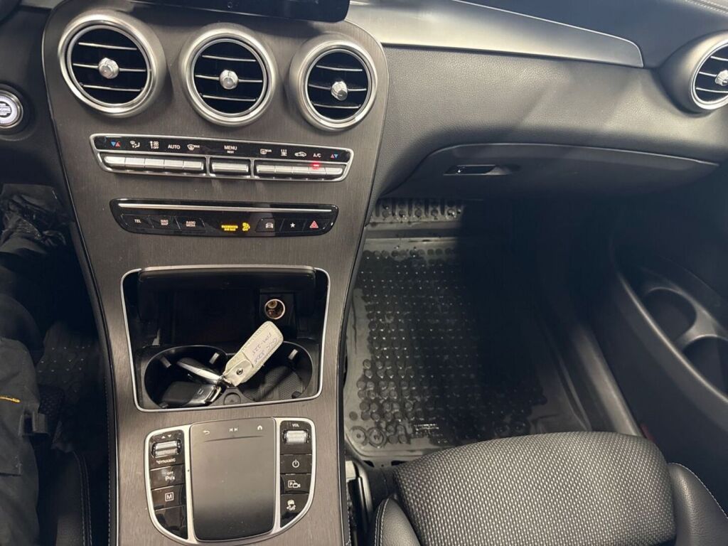 Mercedes-Benz GLC 2020 Musta