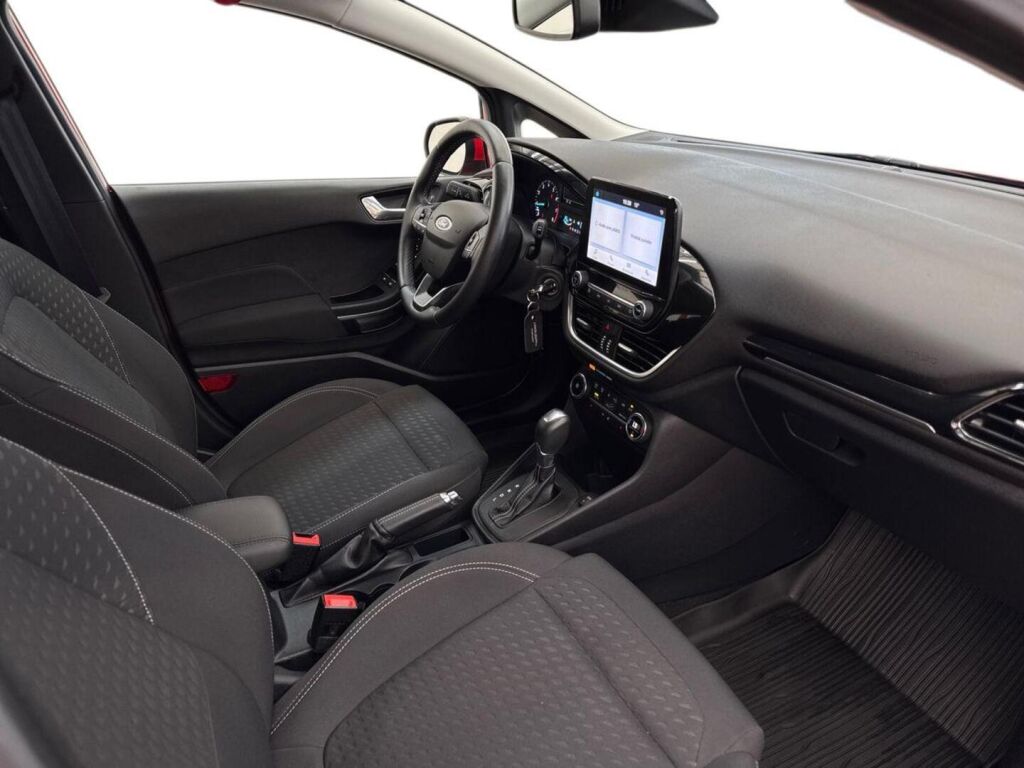 Ford Fiesta 2020 Punainen