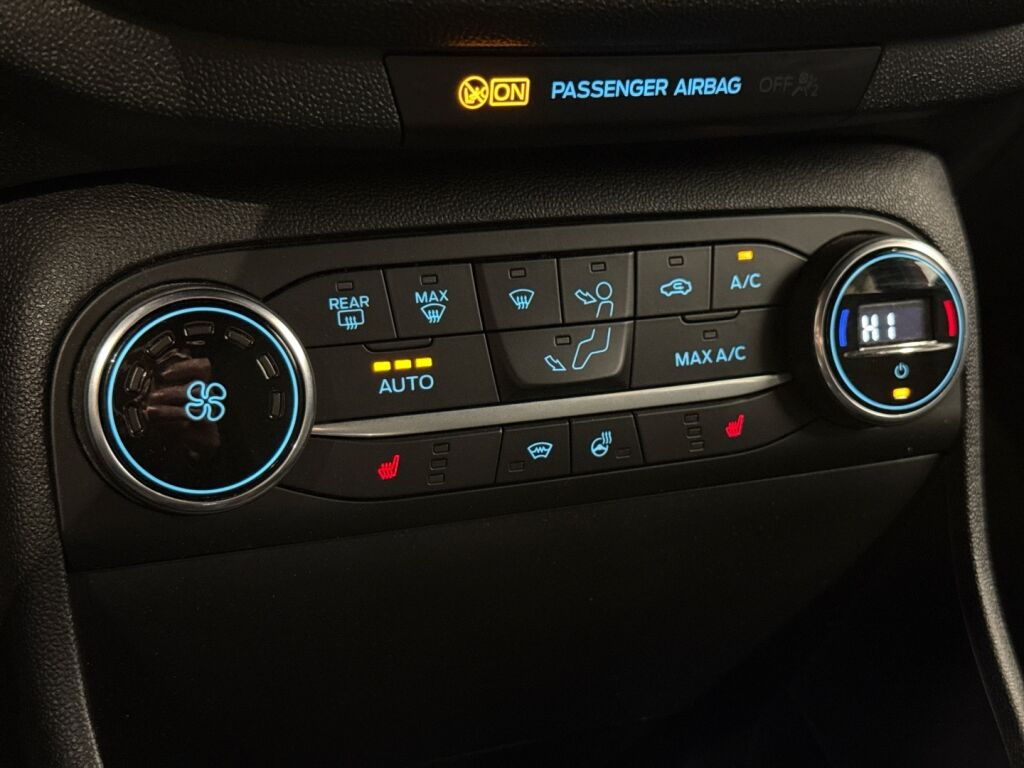 Ford Fiesta 2020 Punainen