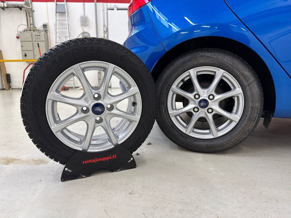 Ford Fiesta 2021 Sininen