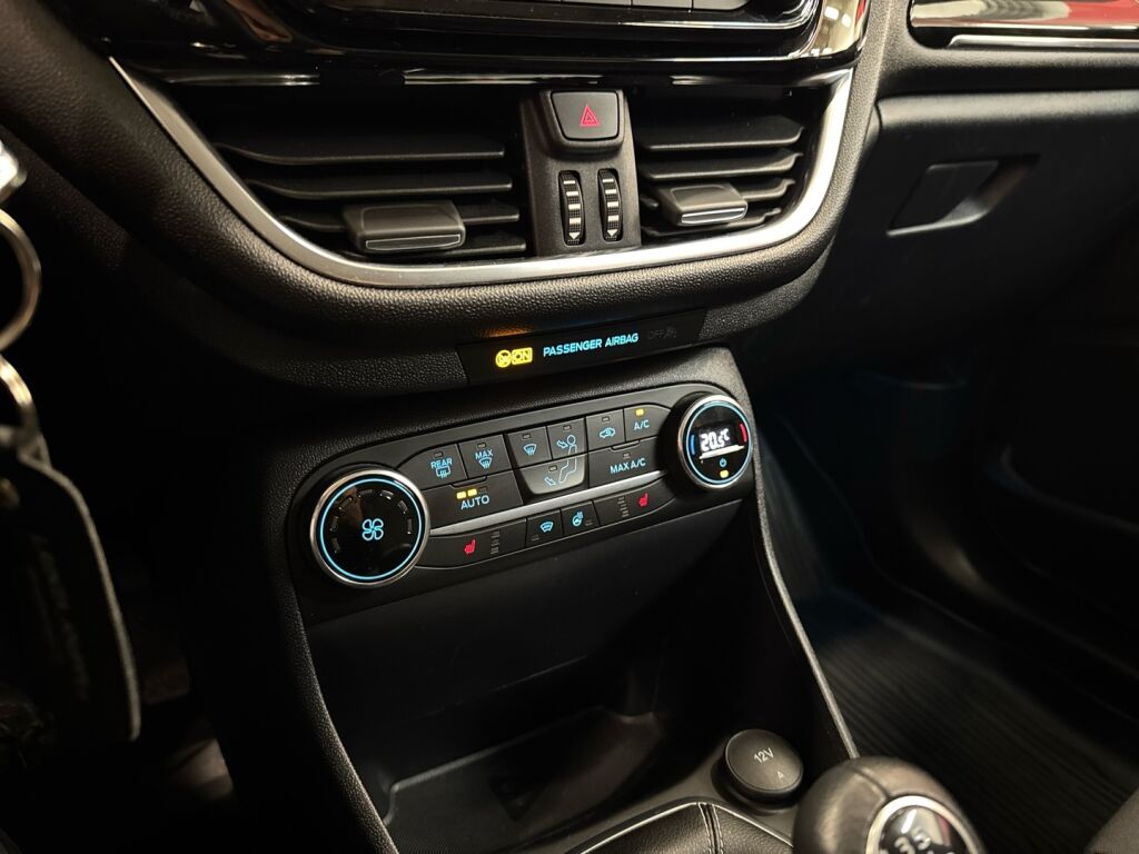 Ford Fiesta 2021 Sininen