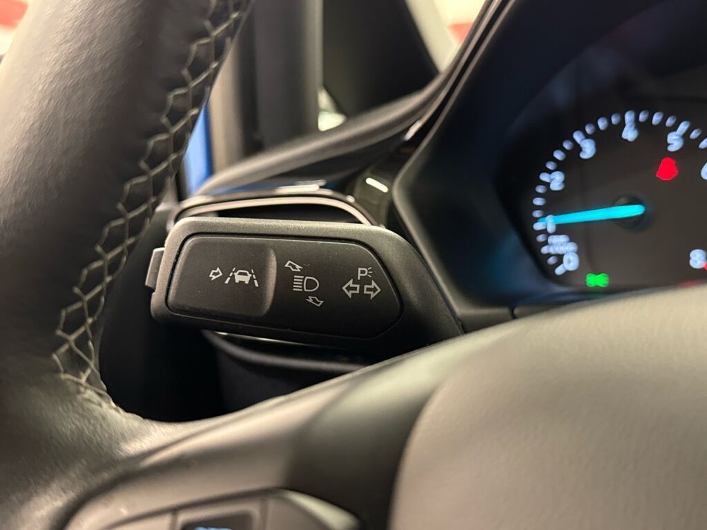 Ford Fiesta 2021 Sininen