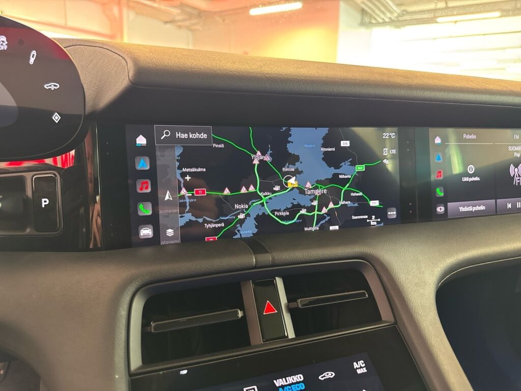 Porsche Taycan 2020 Musta