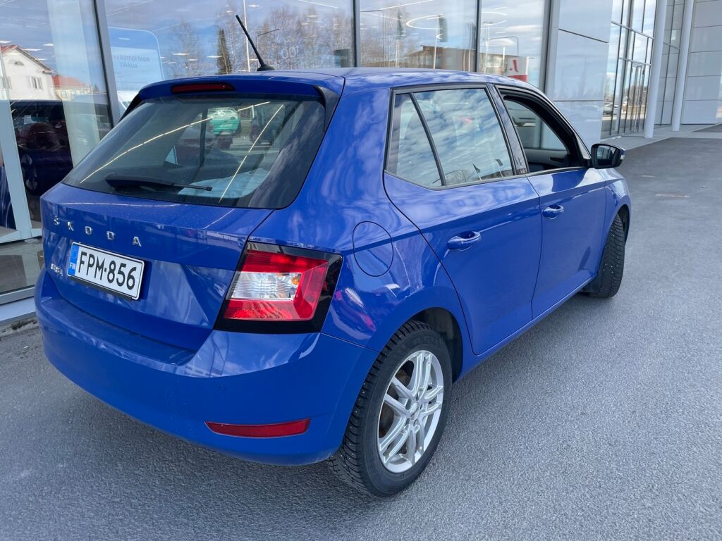 Skoda Fabia 2020 Sininen