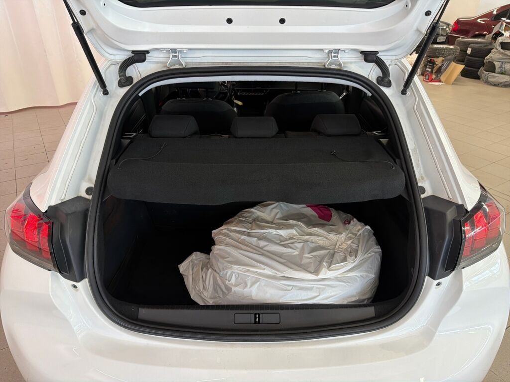 Peugeot 208 2020 Valkoinen