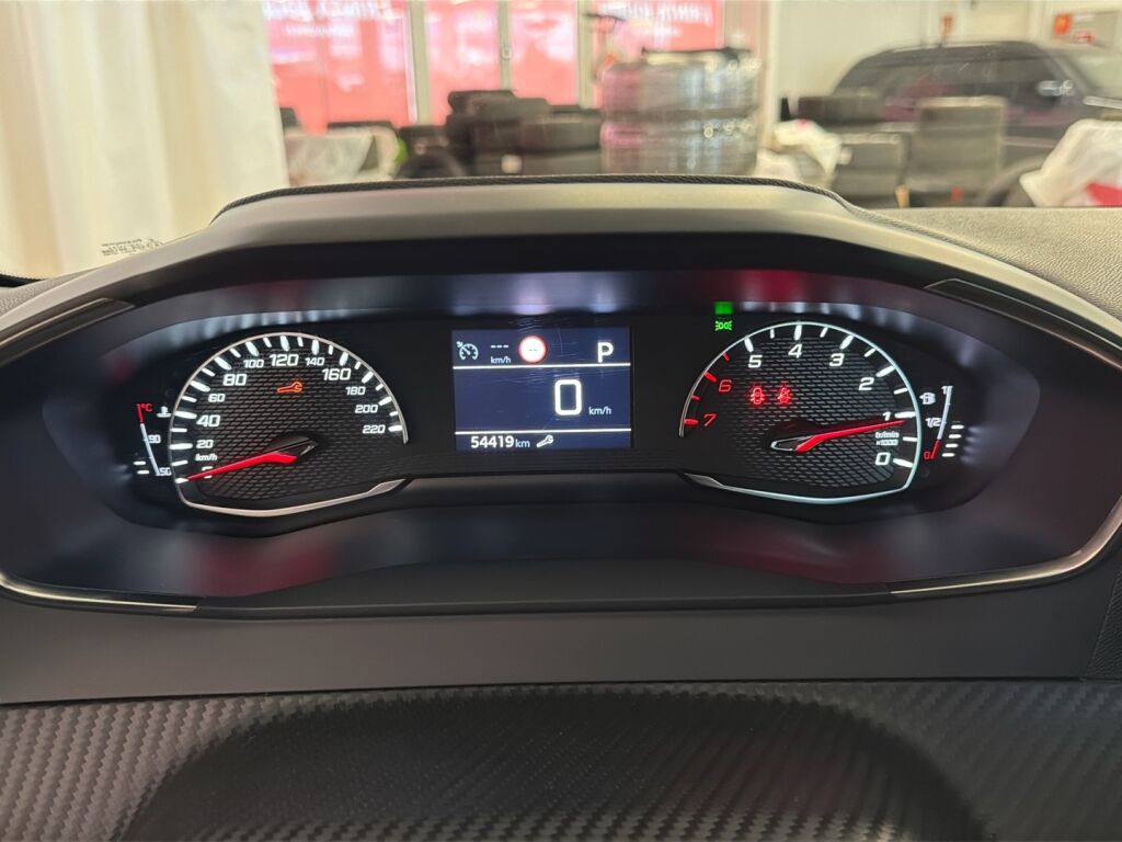 Peugeot 208 2020 Valkoinen