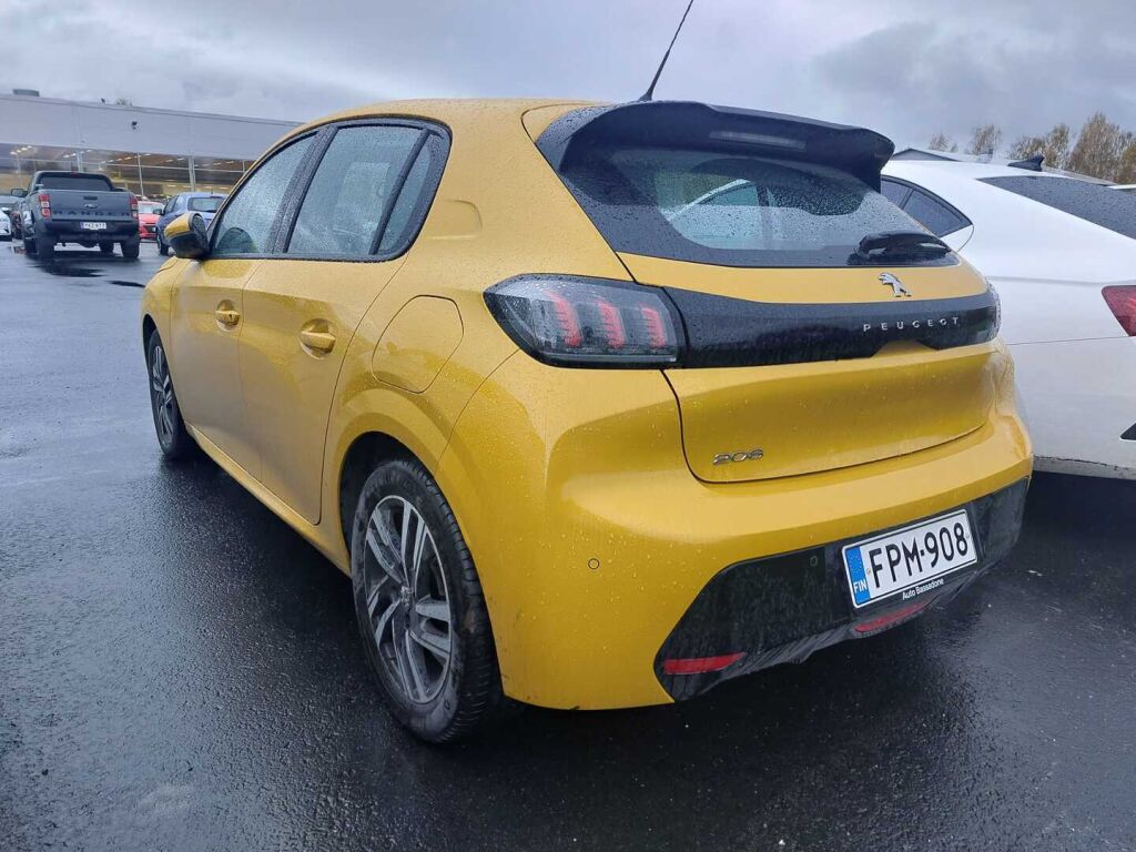 Peugeot 208 2020 Keltainen