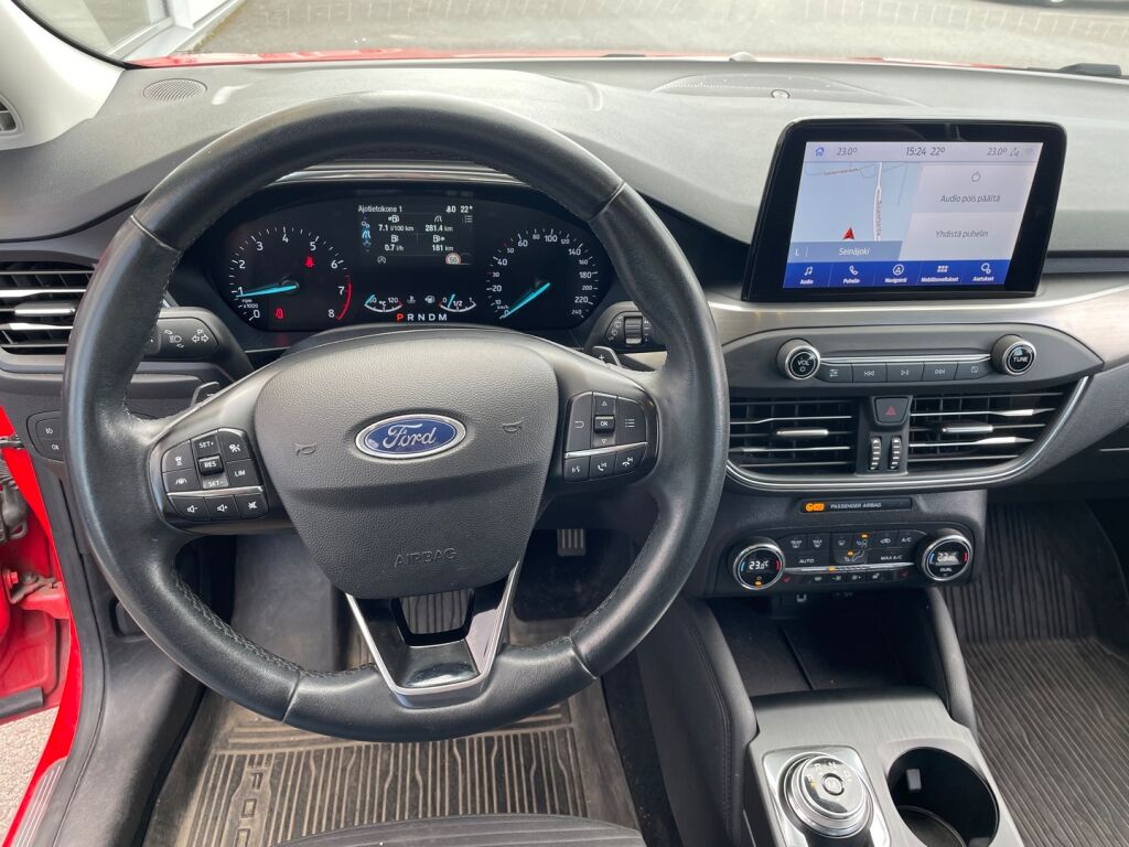 Ford Focus 2020 Punainen