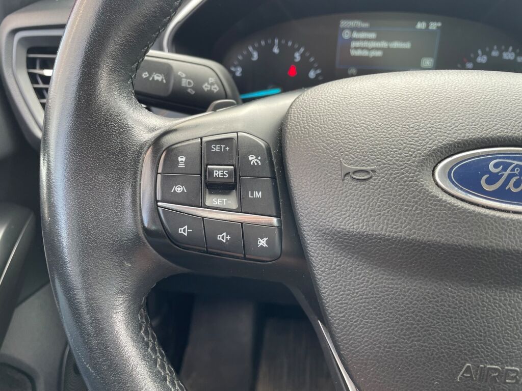 Ford Focus 2020 Punainen