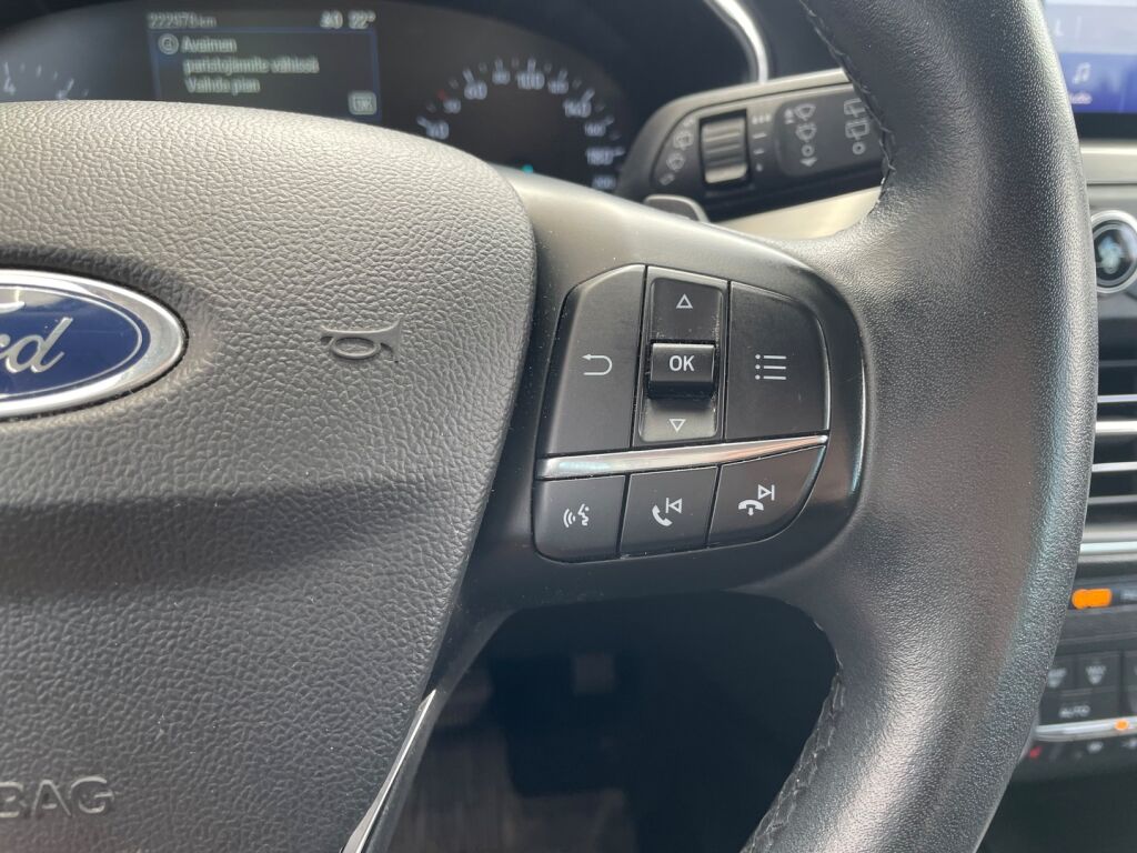 Ford Focus 2020 Punainen