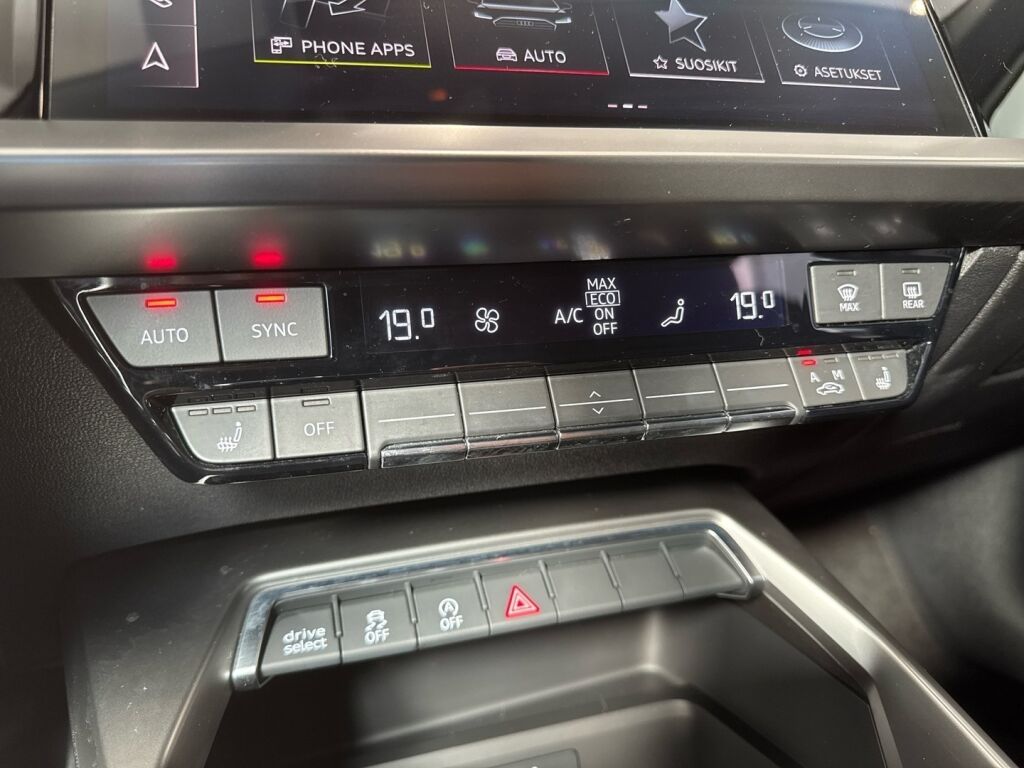 Audi A3 2020 Musta