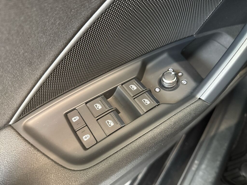 Audi A3 2020 Musta
