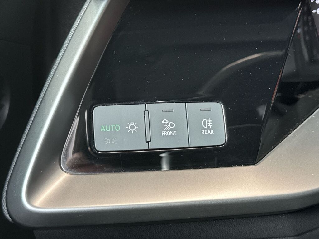 Audi A3 2020 Musta