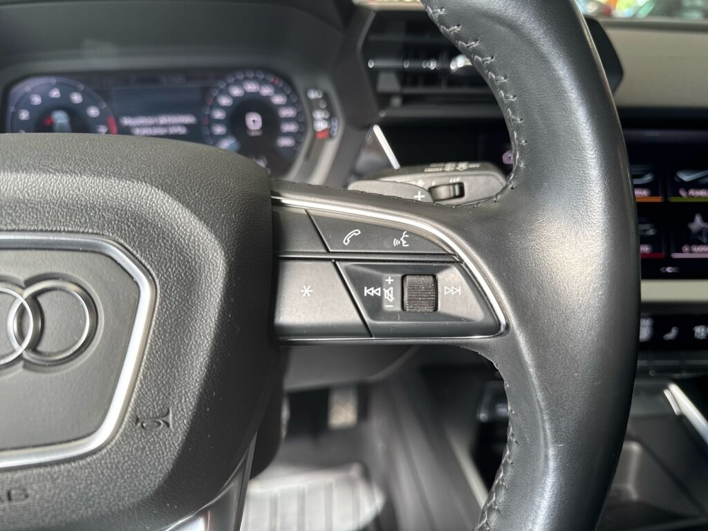 Audi A3 2020 Musta