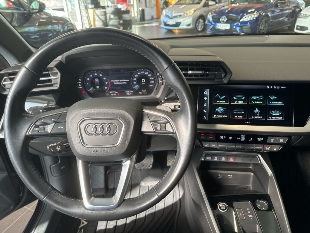 Audi A3 2020 Musta