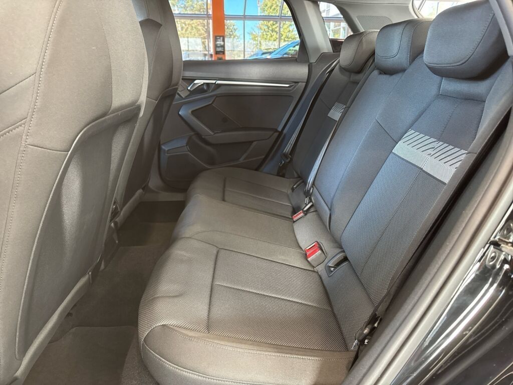 Audi A3 2020 Musta