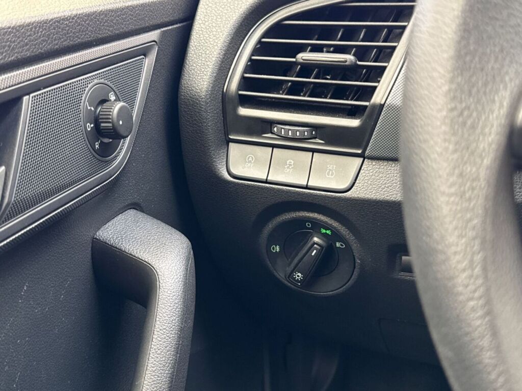 Skoda Fabia 2020 Sininen