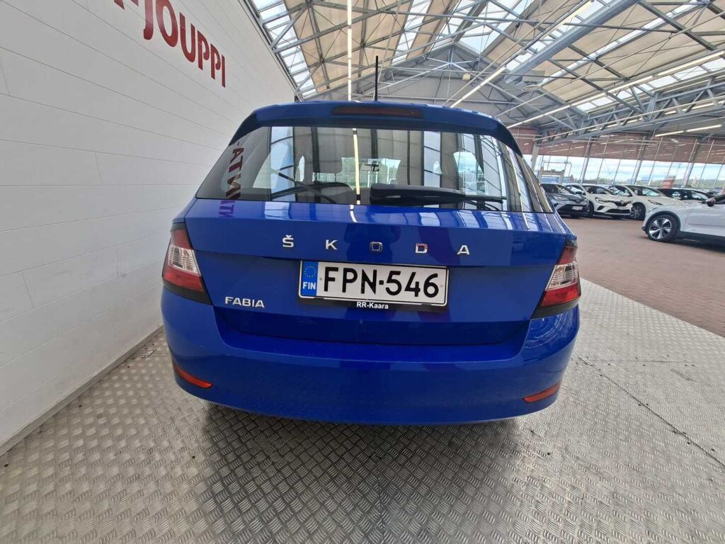 Skoda Fabia 2020 Sininen