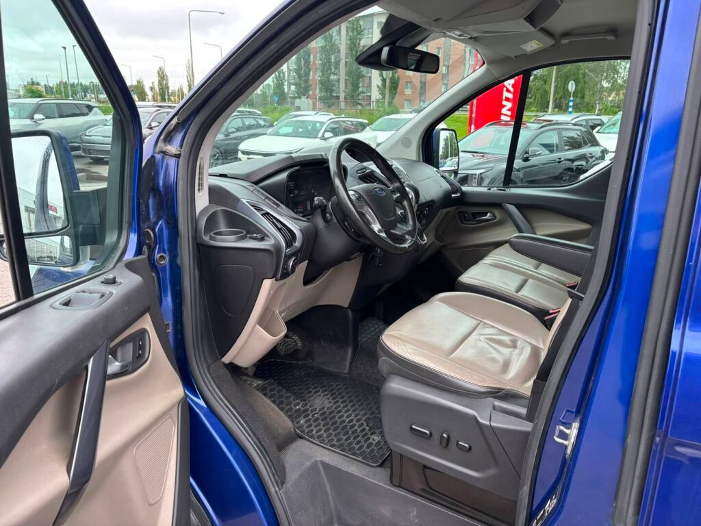 Ford Tourneo 2017 Sininen