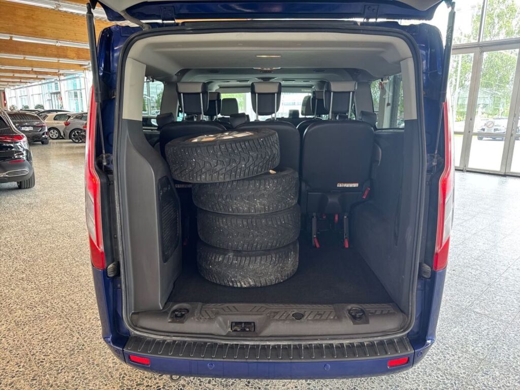 Ford Tourneo 2017 Sininen