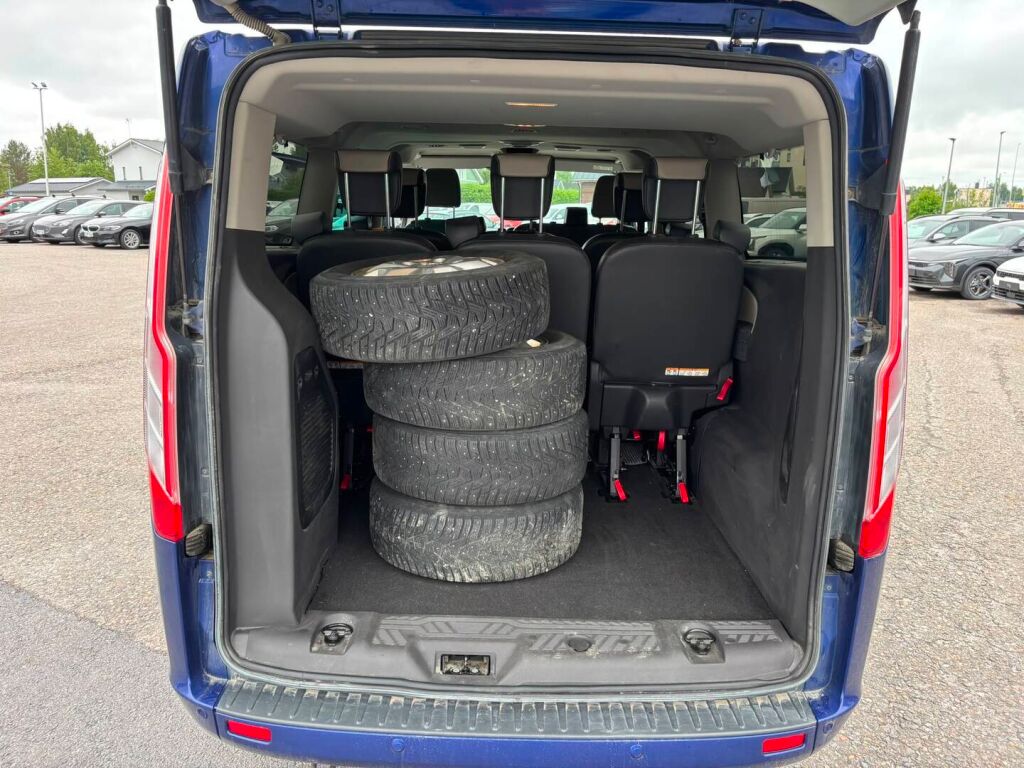Ford Tourneo 2017 Sininen