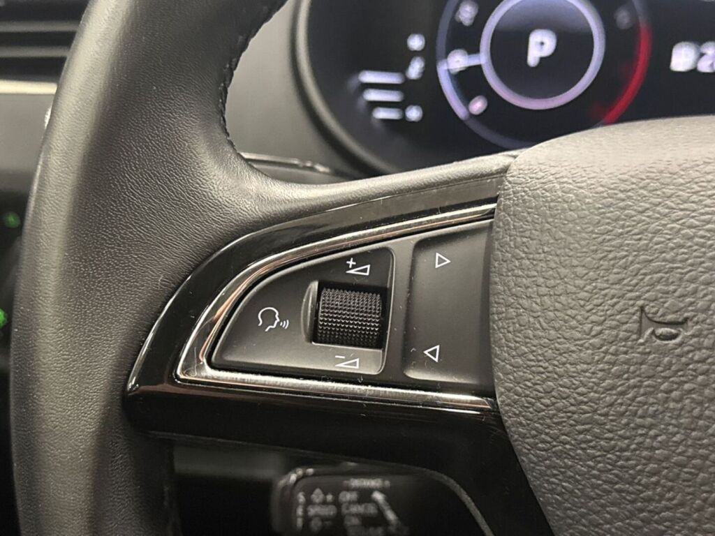 Skoda Octavia 2020 Harmaa