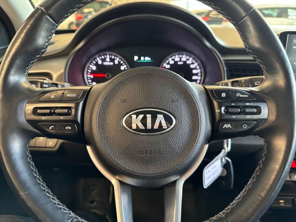 Kia Rio 2021 Valkoinen
