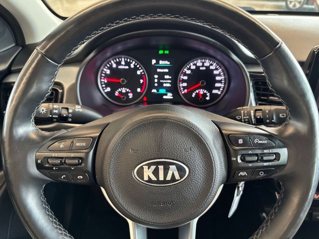 Kia Rio 2021 Valkoinen