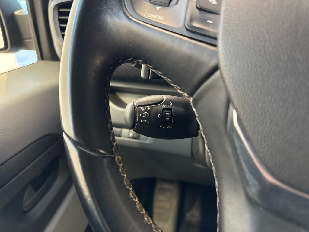 Opel Vivaro 2020 Harmaa