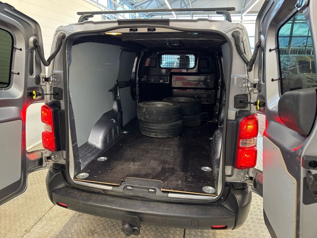 Opel Vivaro 2020 Harmaa