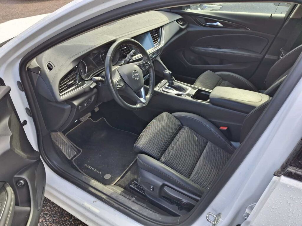 Opel Insignia 2020 Valkoinen