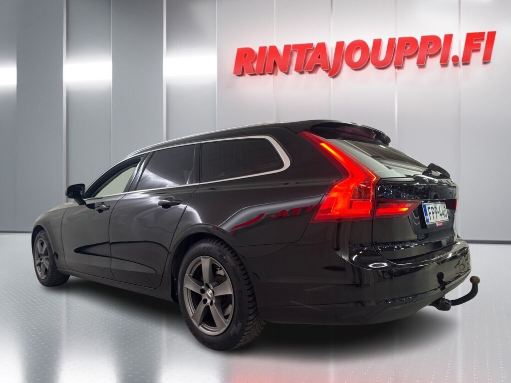 Volvo V90 2017 Musta