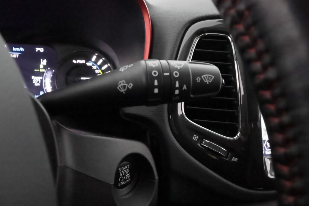 Jeep Compass 2021 Punainen