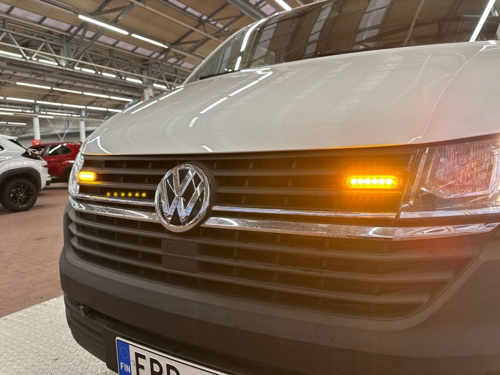 Volkswagen Transporter 2021 Valkoinen