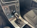 Volvo V60 2015 Sininen