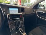 Volvo V60 2015 Sininen