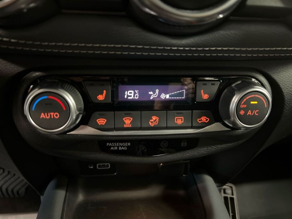 Nissan Juke 2020 Punainen