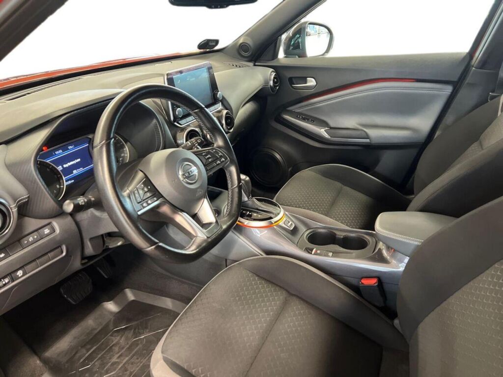 Nissan Juke 2020 Punainen