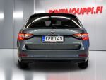 Skoda Superb 2018 Metallinhohto Harmaa