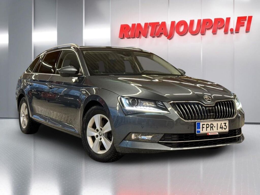 Skoda Superb 2018 Metallinhohto Harmaa