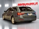 Skoda Superb 2018 Metallinhohto Harmaa