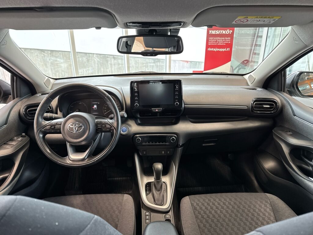 Toyota Yaris 2021 Ruskea (beige)