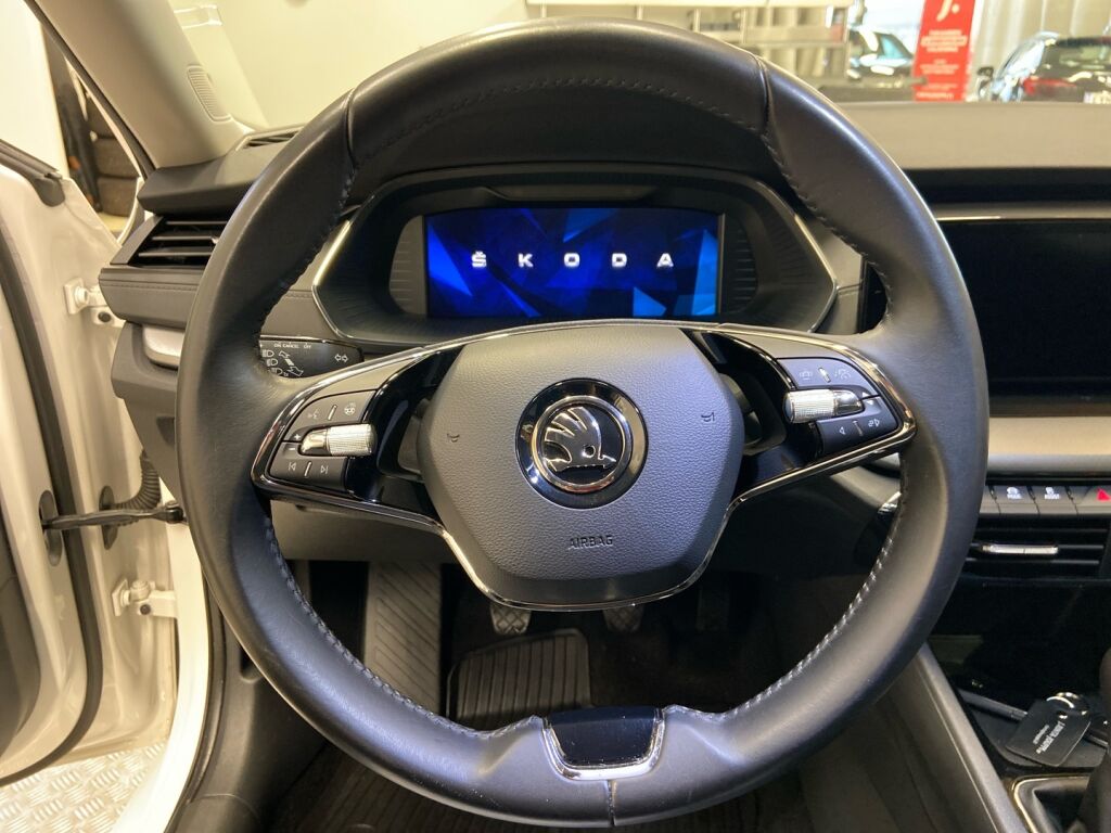 Skoda Octavia 2020 Valkoinen