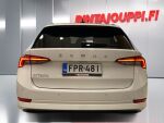 Skoda Octavia 2020 Valkoinen