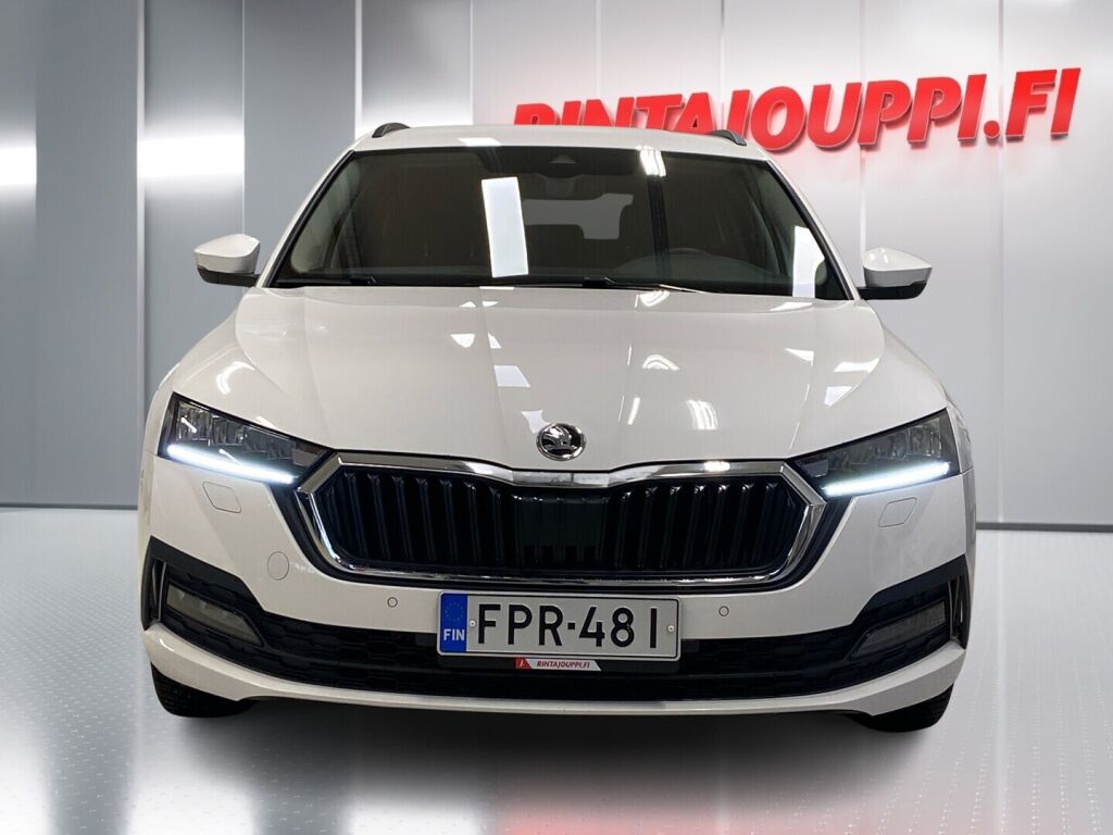 Skoda Octavia 2020 Valkoinen
